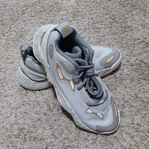 Women's Adidas Candace Parker Exhibit A (ACE) Gray & Gold Shoes Size US 6 NWOB